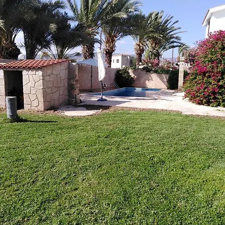 Polyxeni's Villas Вилла Корал-Бэй