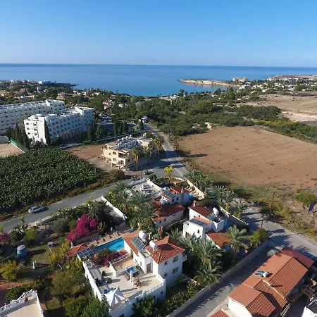Polyxeni's Villas Вилла Корал-Бэй