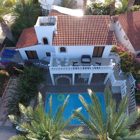 Polyxeni's Villas * Корал-Бэй